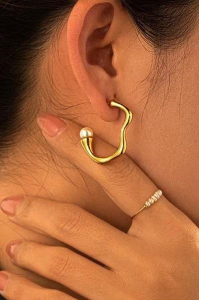 Arete Dorado Irregular